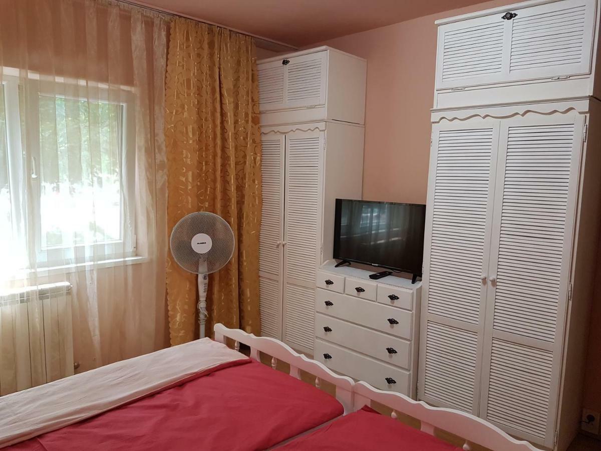 Apartmán Apartament Aura Oradea Exteriér fotografie
